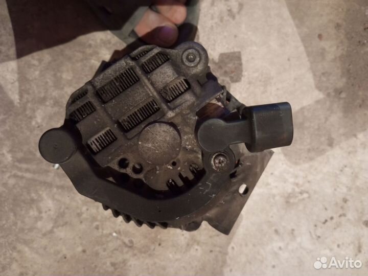 Генератор на citroen c4 1.6 120л мт