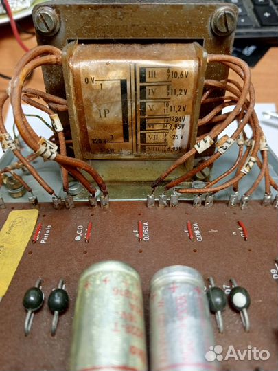 Блок питания для лабораторного оборудования