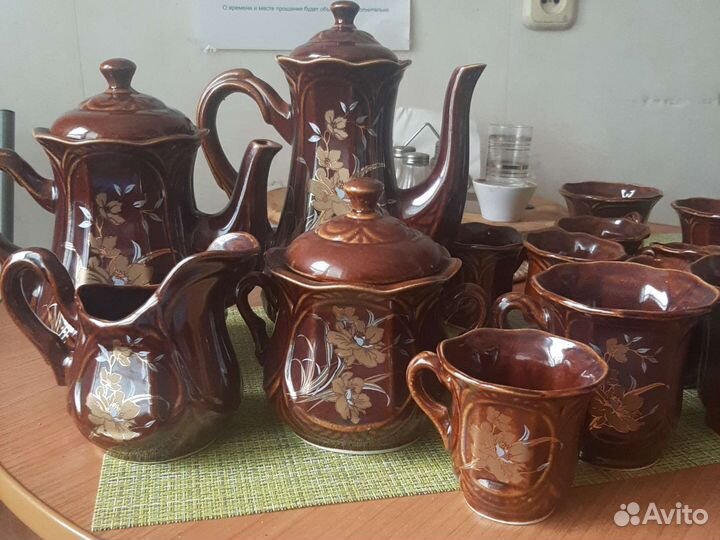 Сервиз (керамика) на 6 персон