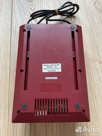 Nintendo Famicom (Япония, оригинал)