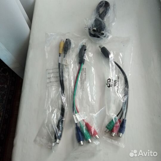 Переходники для видеосигнала новые в упак