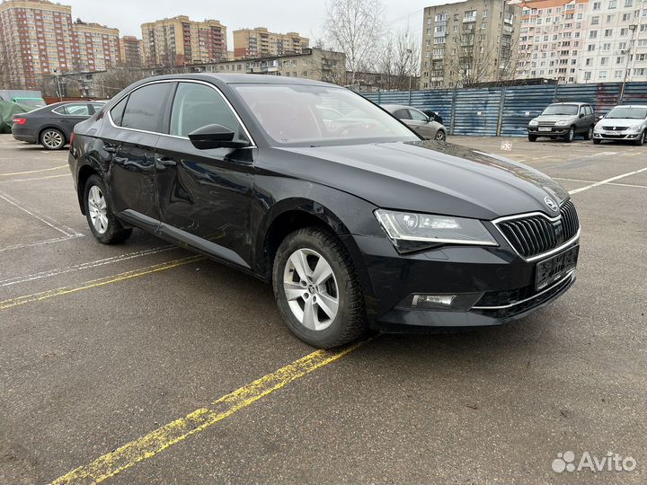 Skoda Superb 1.8 AMT, 2016, битый, 119 070 км