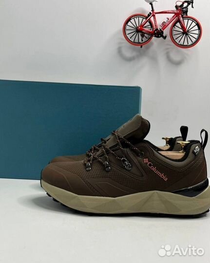 Кроссовки Columbia стильные