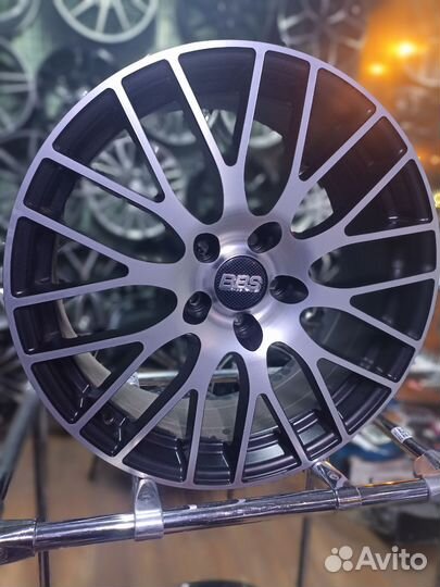 Диски на volkswagen polo r17 5/100