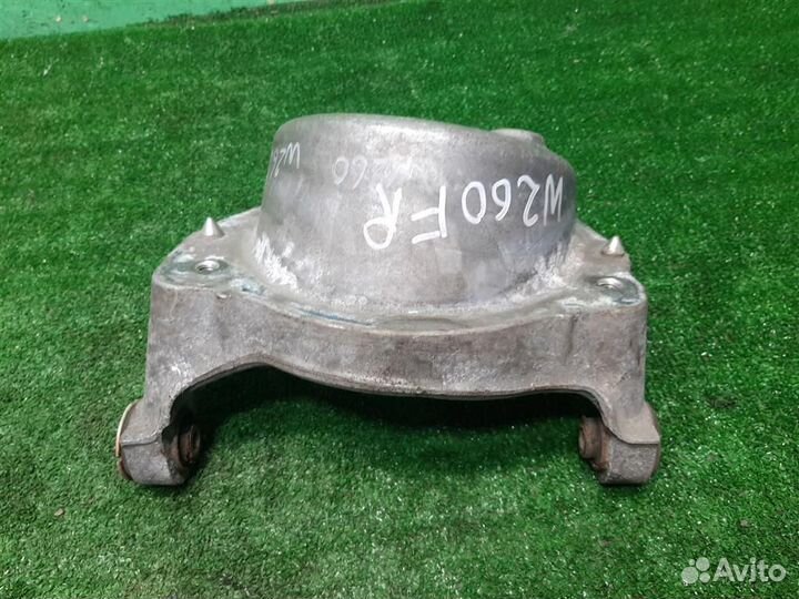 Кронштейн амортизатора переднего правого Peugeot