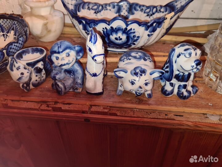 Фигурки животных гжель