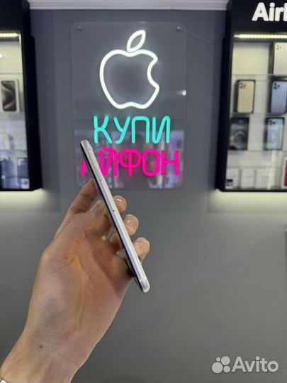 iPhone SE (2020), 128 ГБ