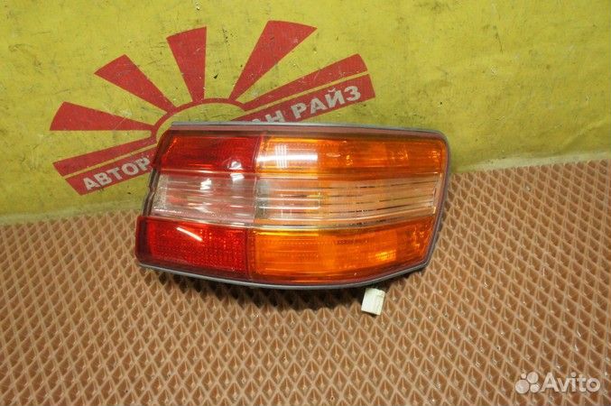 Фонарь Toyota Mark II