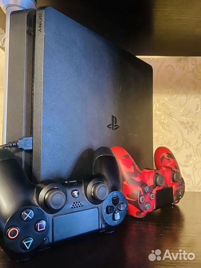 Sony playstation 4 slim