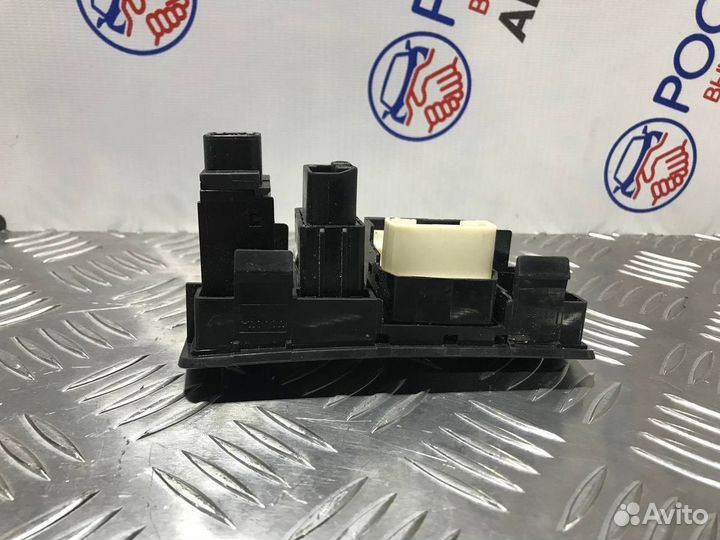 Блок управления зеркалами Toyota Avensis 2 T250