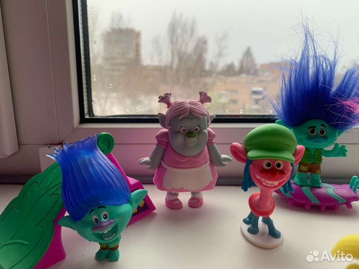 Тролли игрушки Trolls Hasbro