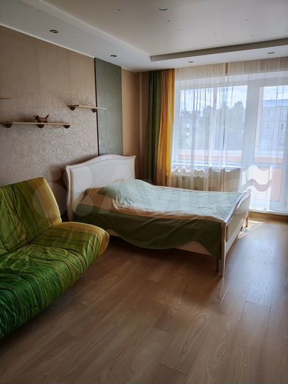 1-к. квартира, 42 м², 4/10 эт.