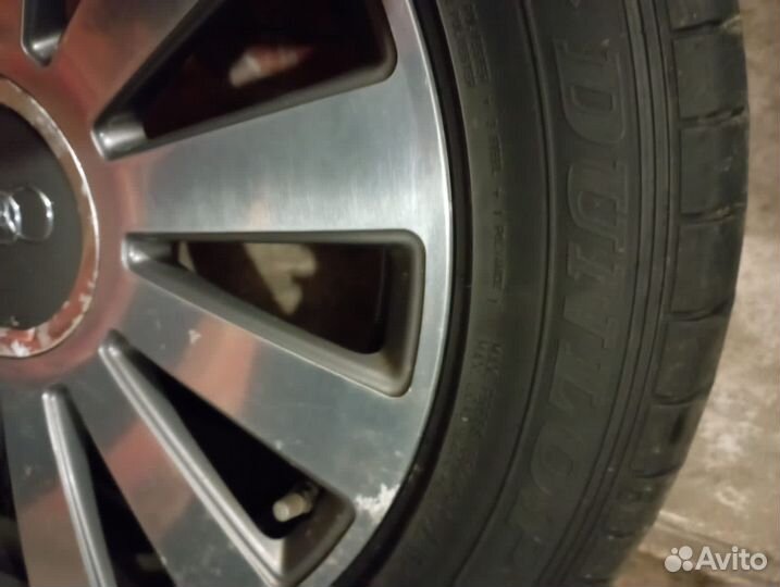 Летние колеса на литых дисках R18 от Audi A8