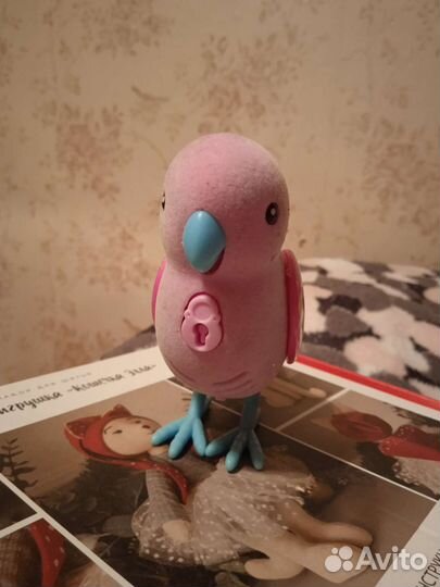 Говорящий попугай. игрушка