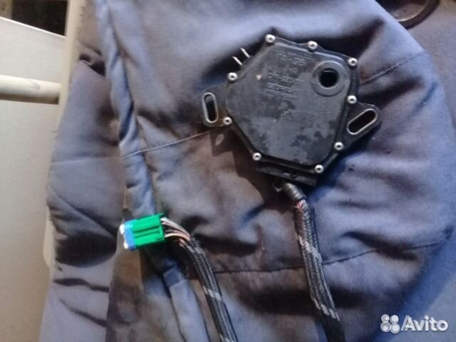 Многофункциональное устройство для рено симбол