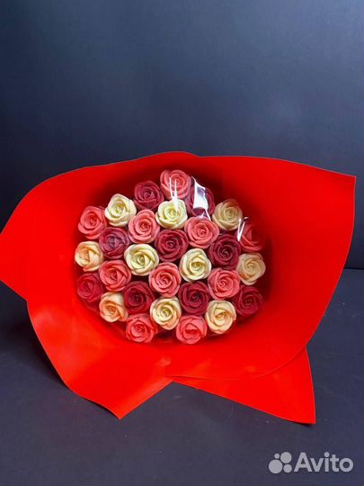 Розы из Белого Шоколада - 29 шт в Букете