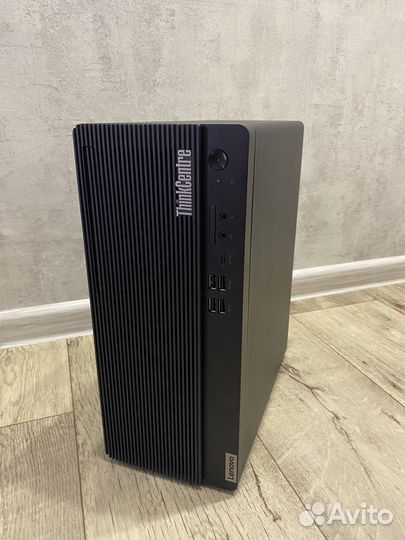 Lenovo ThinkCentre M70t системный блок