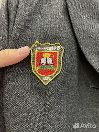 Школьный пиджак 12 гимназии для 1-2 класса