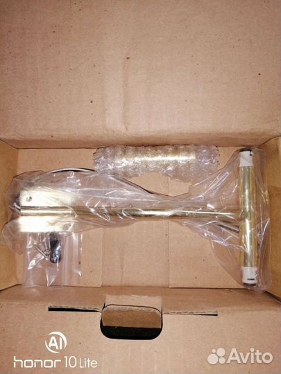 Светильник карнизный