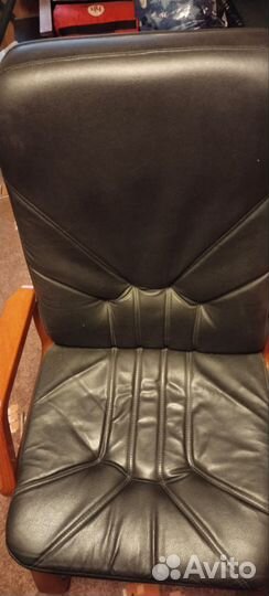 Кресло для посетителей