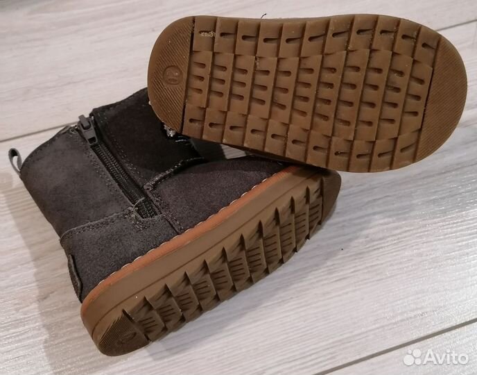 Детские сапожки