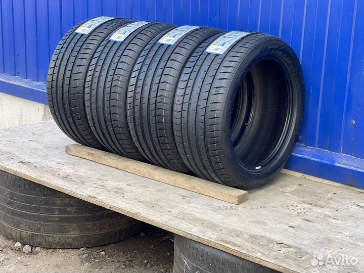 Triangle EffeXSport TH202 285/45 R19 111Y