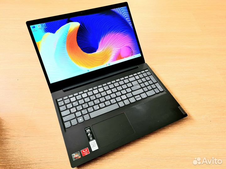 Lenovo Ryzen 5 / 512 Gb / 8 Гб / 15.6