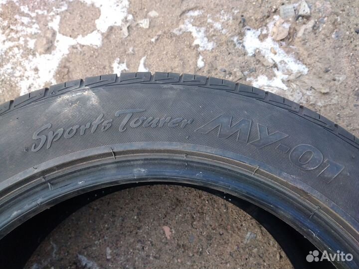 Bridgestone Sports Tourer MY-01 215/55 R17 94V