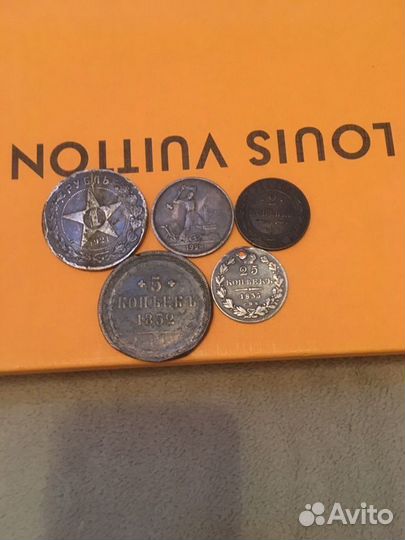 Продаю монеты, обмен на авто