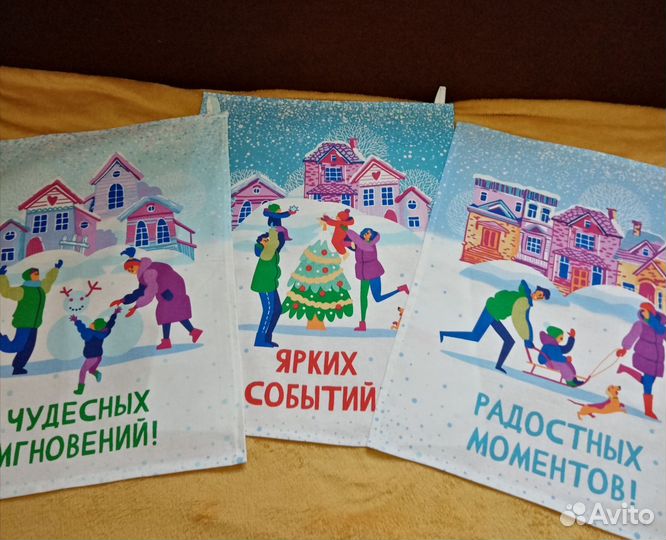 Кухонные полотенца, наволочки, прихватки