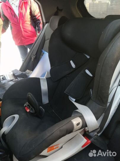 Продаю автокресло Britax romer