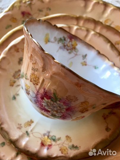 Антикварный английский чайный сервиз