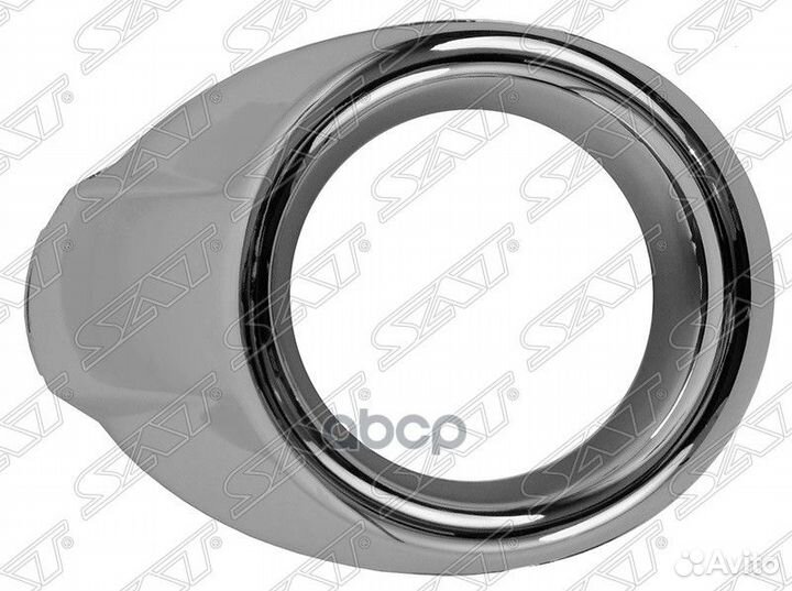 Оправа туманки ford focus III 11-15 RH хром STF