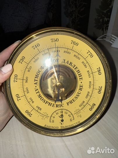 Барометр aneroid в идеальном состоянии
