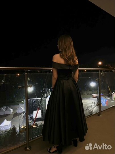 Вечернее платье