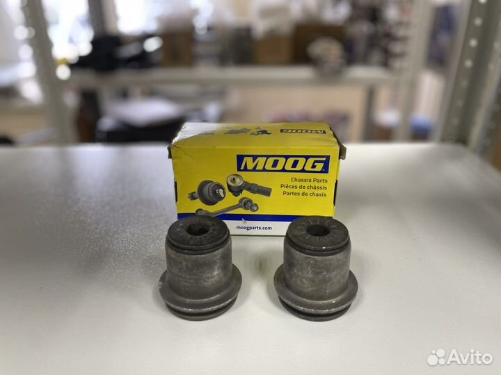 Сайлентблоки верхнего рычага Escalade 2002-2014