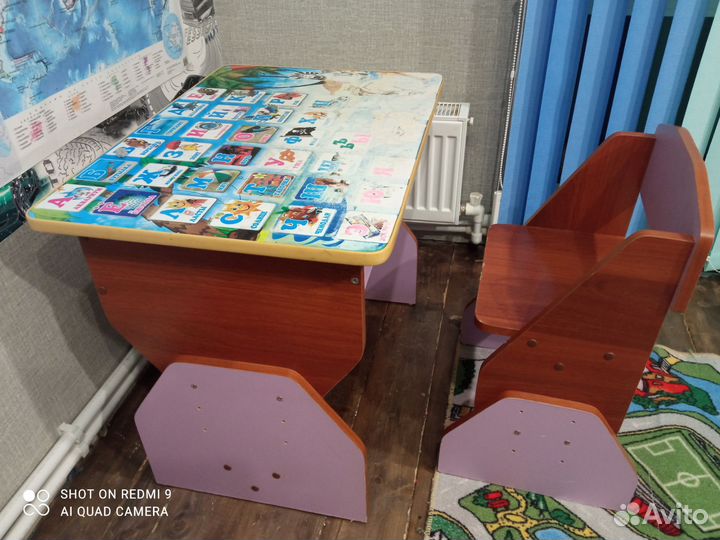 Стол и стулья, детский набор из дерева