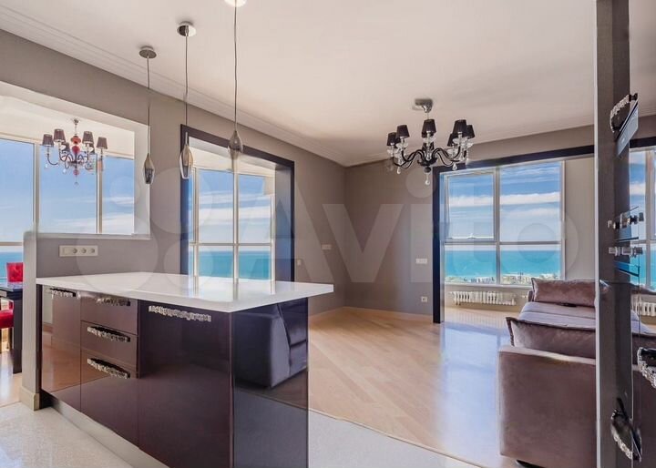 3-к. квартира, 137 м², 17/19 эт.