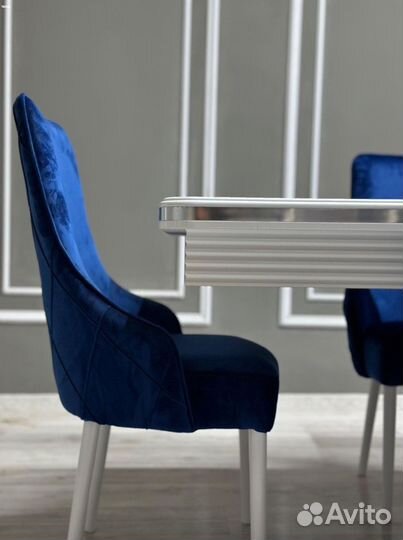 Стол и стулья в гостиную.Оплата при получении