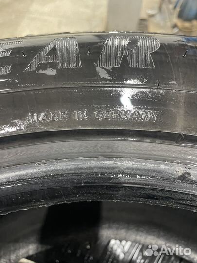 Goodyear UltraGrip 255/55 R18