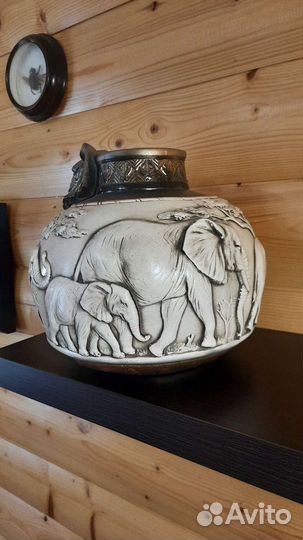 Ваза декоративная