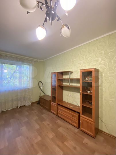 1-к. квартира, 42 м², 1/9 эт.
