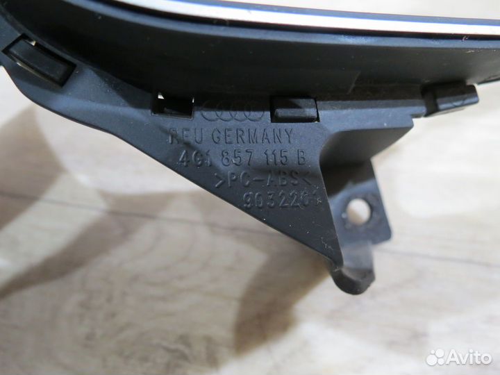 Накладка панели приборов Audi A7