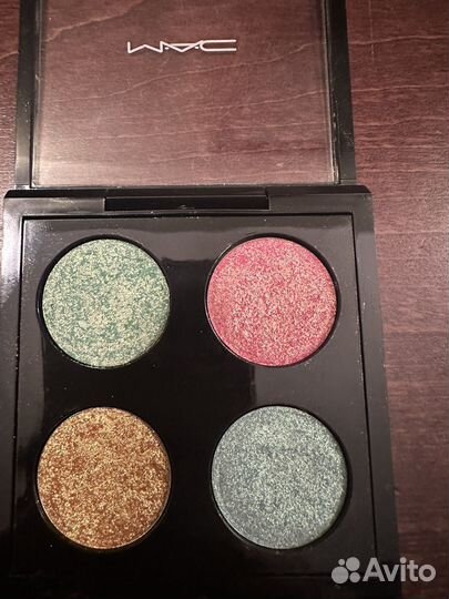 Набор теней Glaminatrix