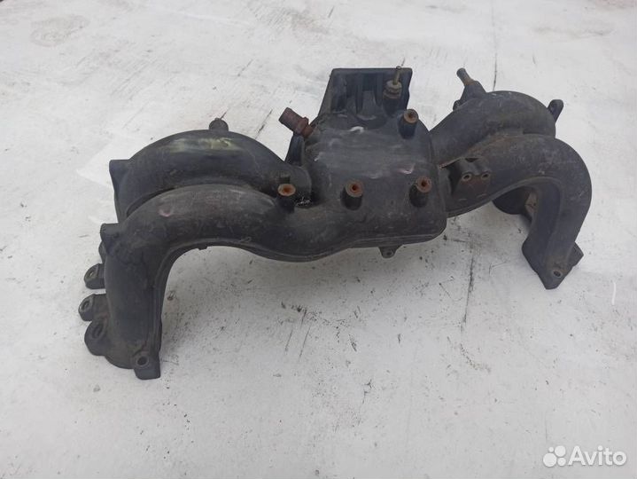 Впускной коллектор Субару