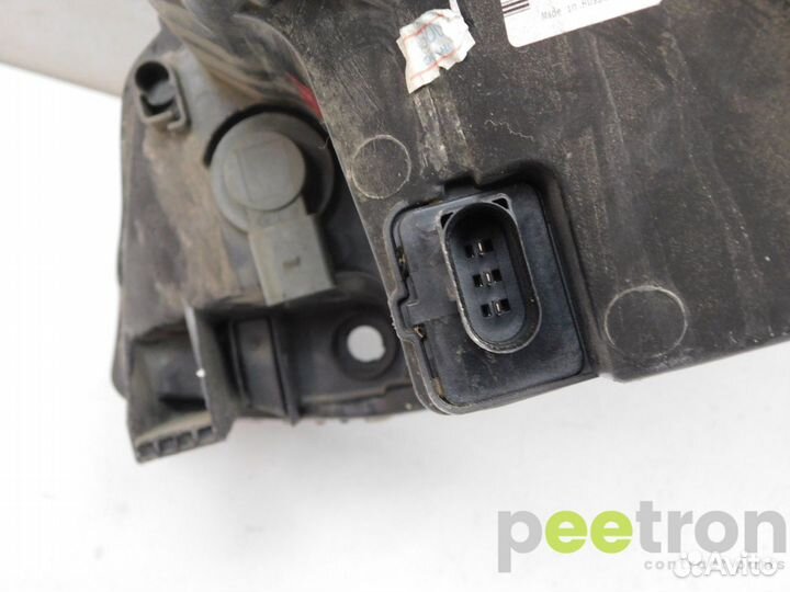 Б/У Б/У Фара правая б/у 6RU941016 VAG