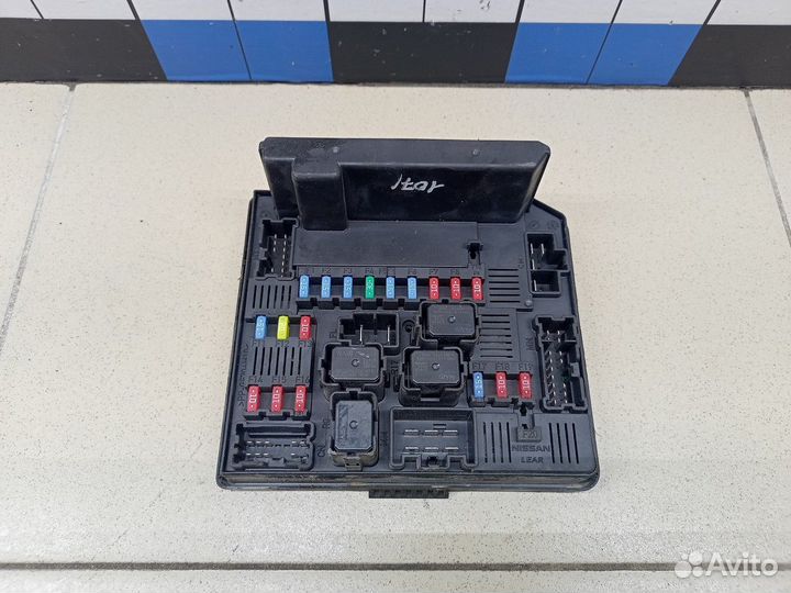 Блок предохранителей Qashqai (J10) 2006-2014