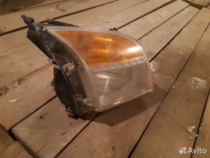 Ford fusion фара передняя правая