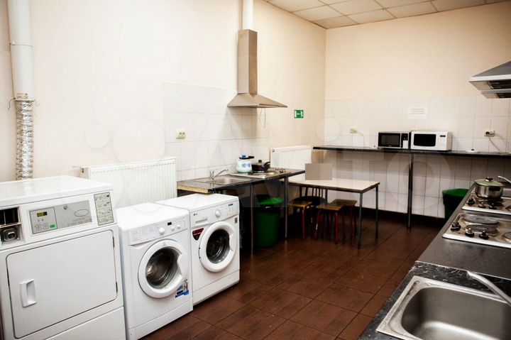 Комната 40 м², 2/2 эт.