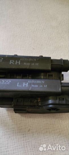 Стеклоомыватель фары Volvo XC70 30663580